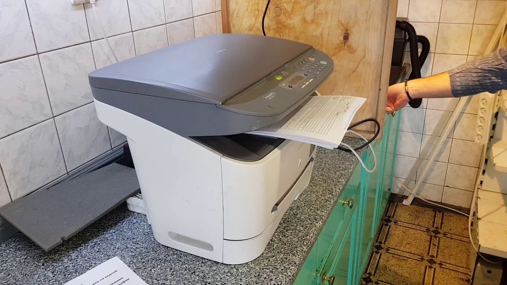 Принтер 3в1 черно белый canon