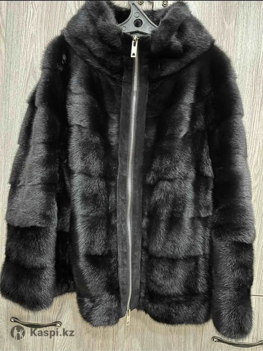 Продам норковую шубу