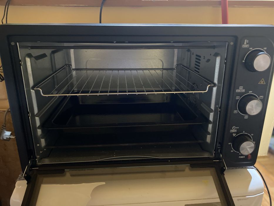 Vând Cuptor electric