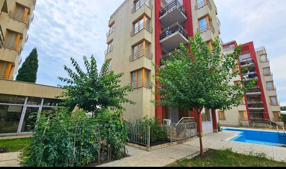 Апартаменти без такса поддръжка в к-с Tria Apartments, Слънчев Бряг