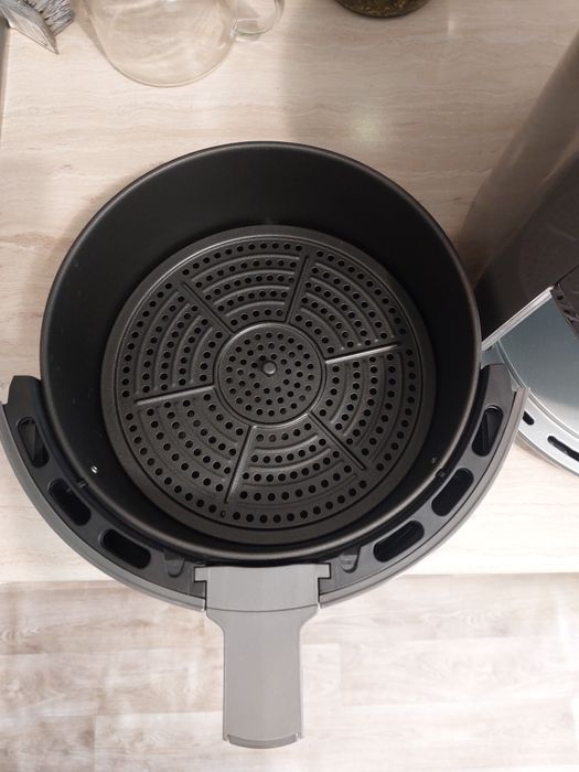 Аэрогриль Tefal,почти новый,пользовались два раза