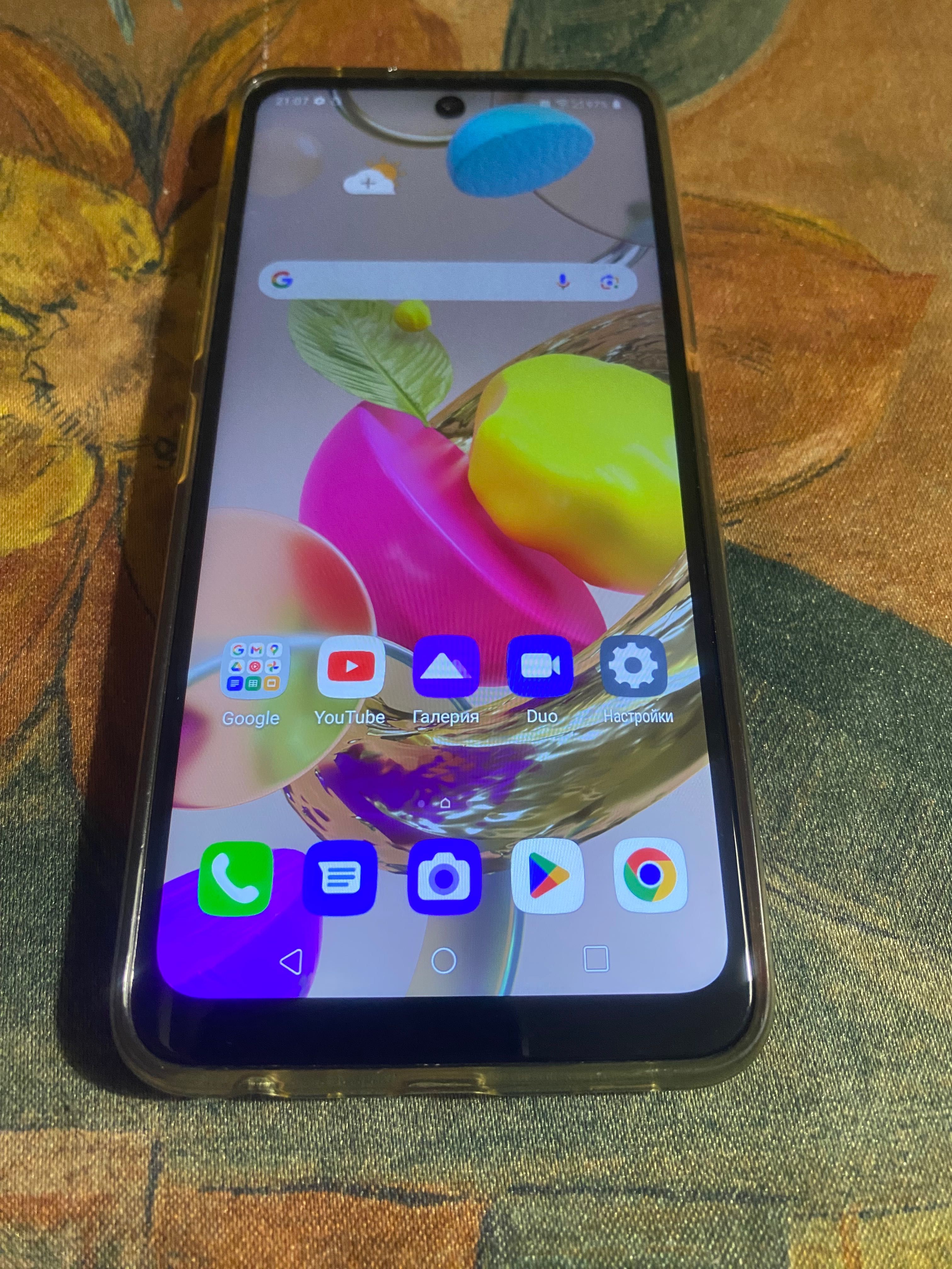 LG K42 -64GB,Dual SIM,grey,зарядно,силиконов гръб