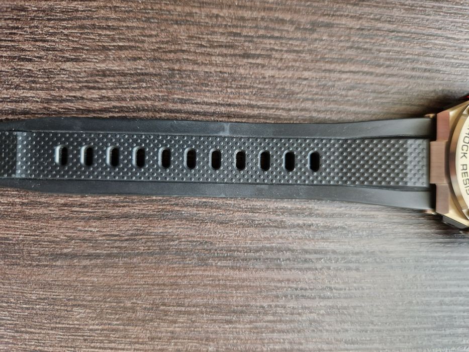 Casio Gshock GST-B100