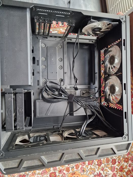 Кутия за компютър Cooler Master