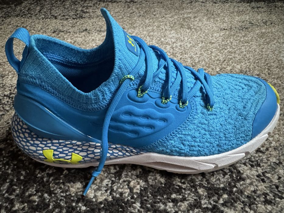 Pantofi sport Under Armour HOVR Phantom 2 Dama