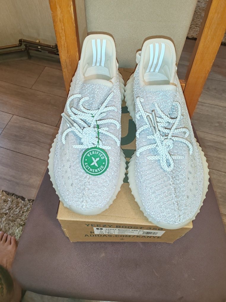 Adidas yeezy boost 350 v2