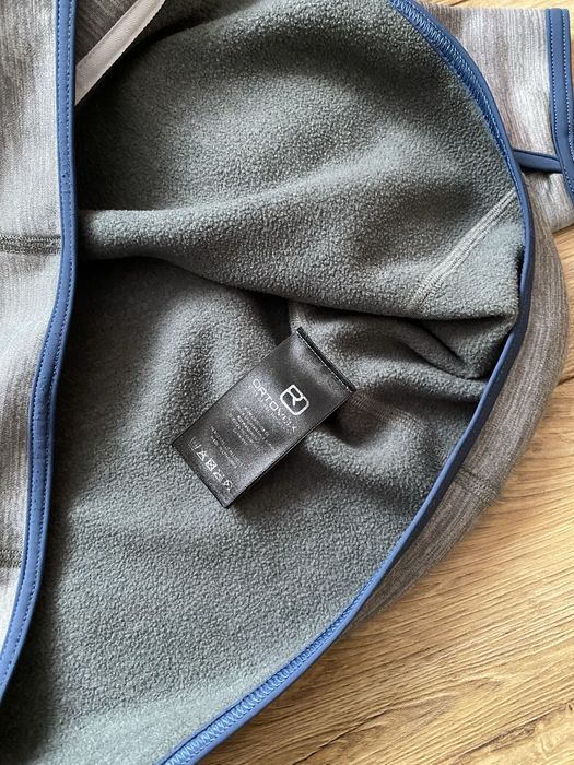 ORTOVOX-jacheta cu gluga, stare foarte buna, pt barbati, L