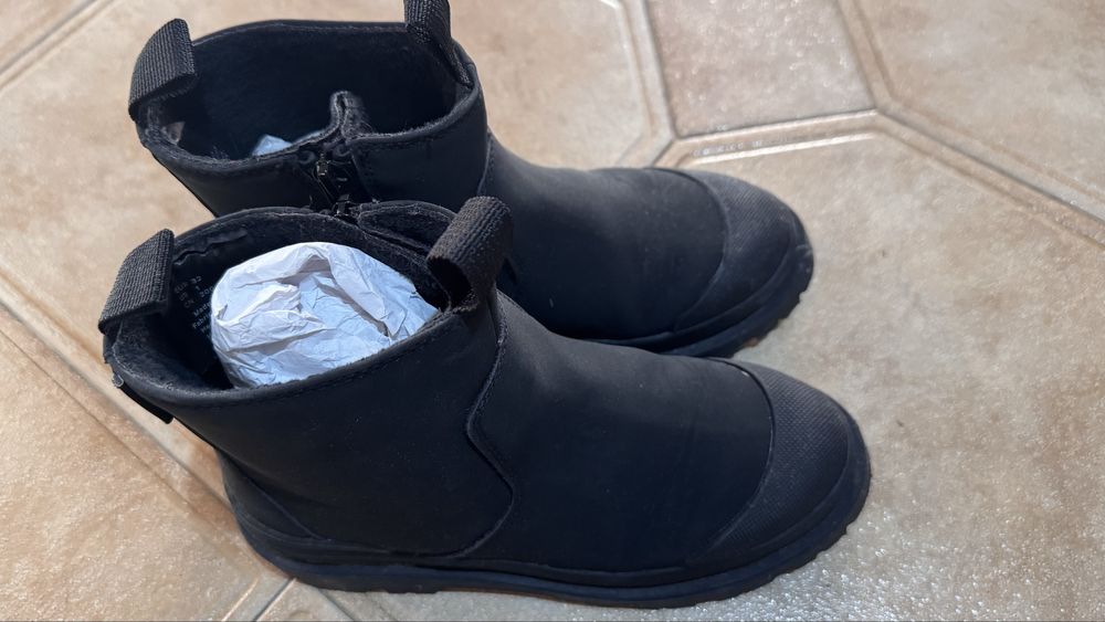 Детски ботушки и апрески