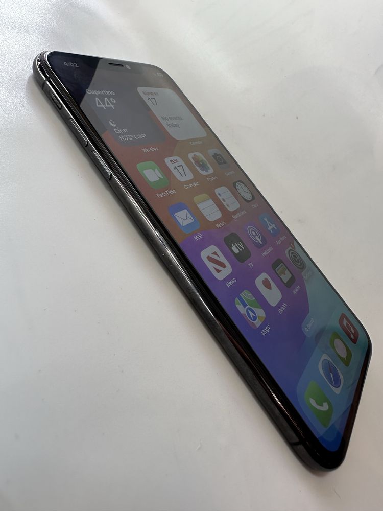 iPhone XS Max 64gb - отличен