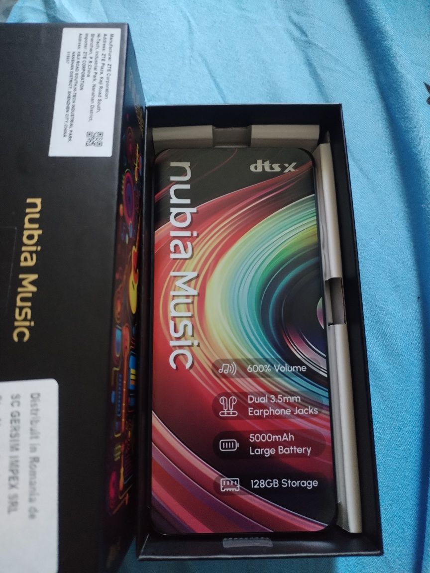 Nubia Power by ZTE