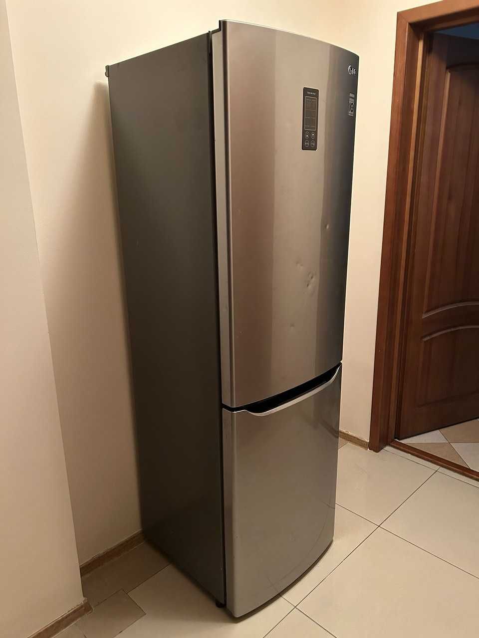 Холодильник LG отлично работает