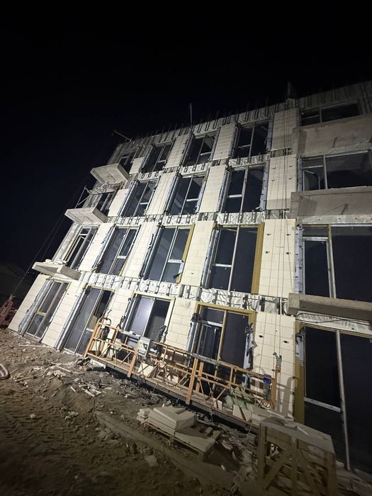 Fasad uchun suxoy kafel teruvchi usta ishga olamiz