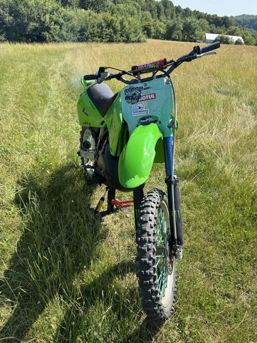 Vand sau schimb cross Kawasaki 250 2t