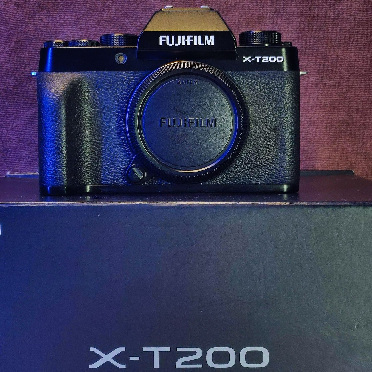 Fujifilm X-T200 (kit XC 15-45mm F 3.5-5.6 OIS PZ))