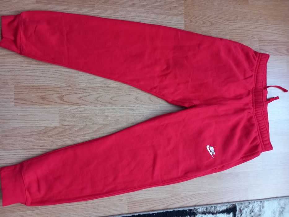 Pantaloni trening barbati nike