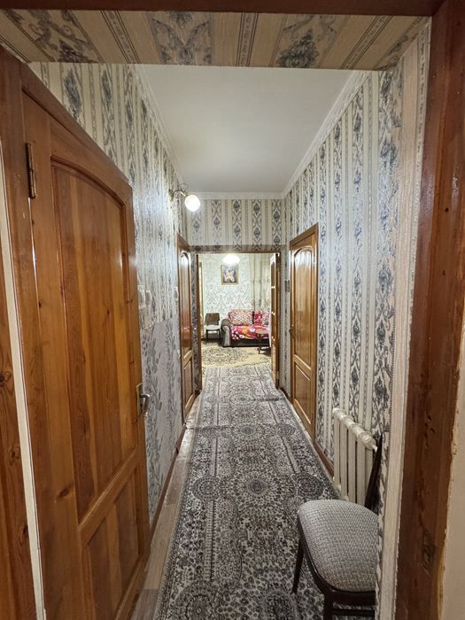 Квартира на Юнусабаде 18. Кирпичная. Вход отдельный