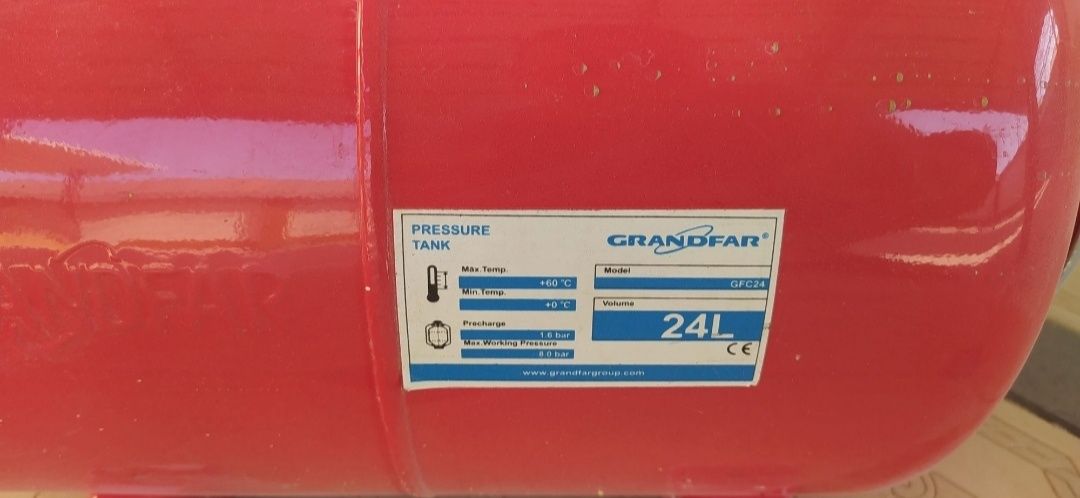Гидроаккумулятор Grandfar GFC24 на 24 литра