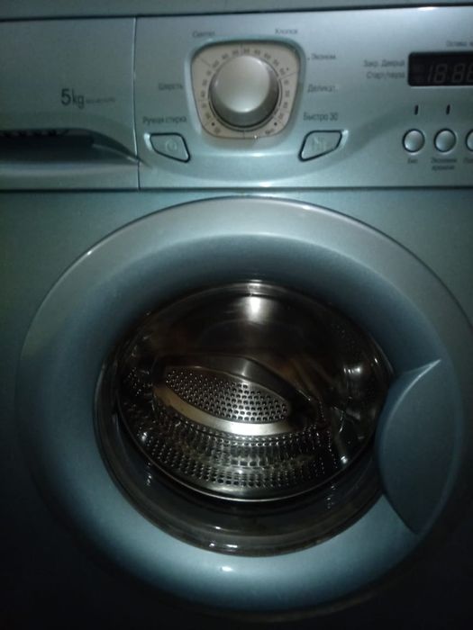 Стиральная машина LG - 5kg.