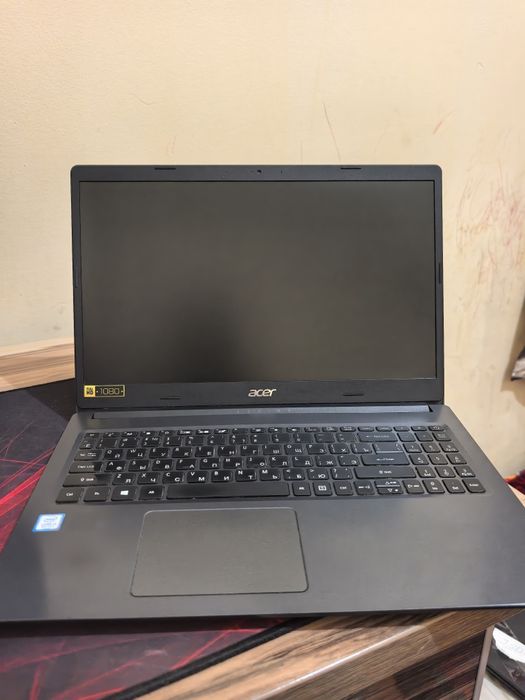 Ультрабук Асер Core i3-8145. SSD 256Gb