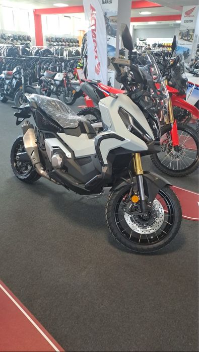 Vand Honda X-adv 750
