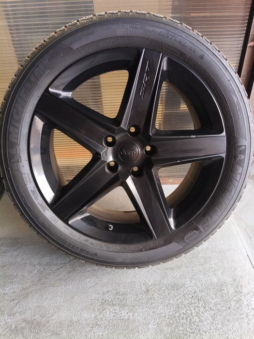 Продавам джанти SRT  20 5х127