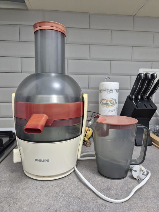 Storcător de fructe și legume Philips