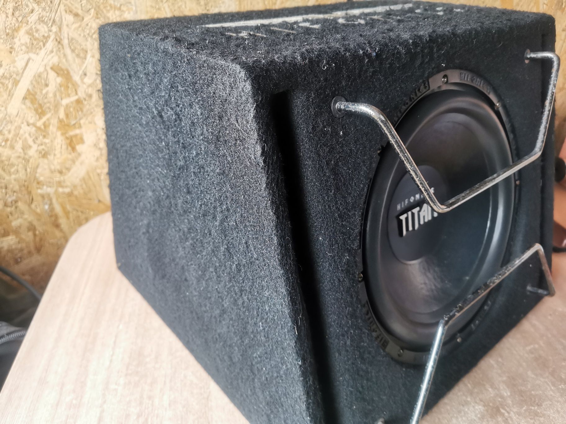 Subwoofer auto Hifonics