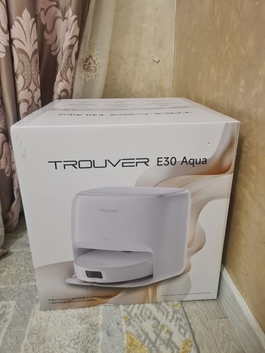 Родот пылесос TROUVER.