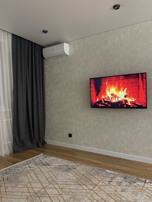 Сдам евро 2-ком квартиру.  По часам посуточно. В центре