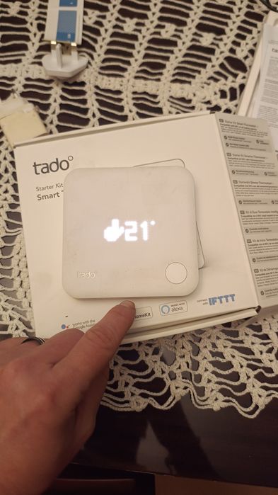 Vând termostat Tado Smart