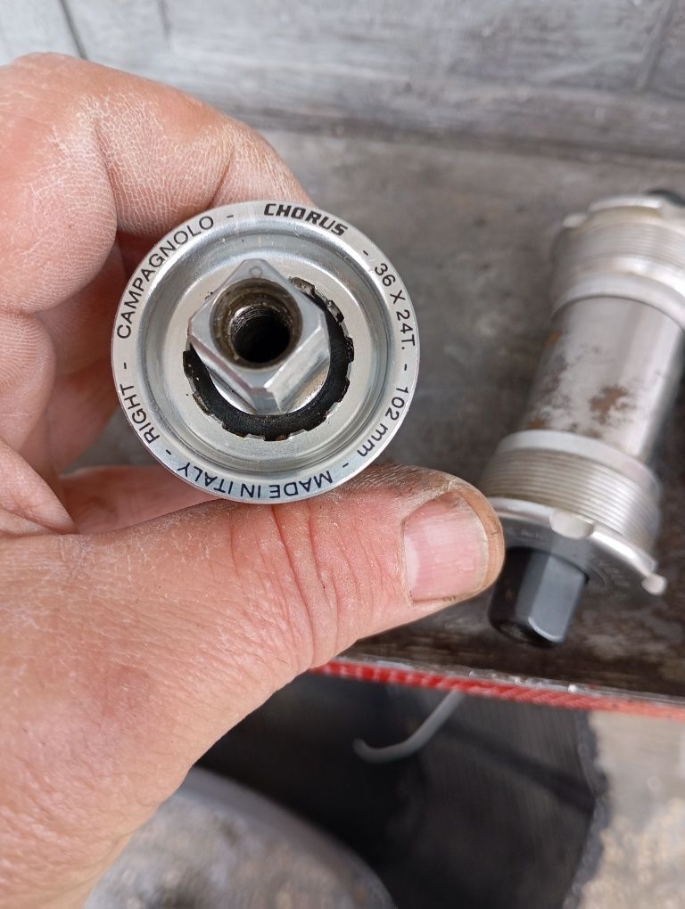 Касета за средно движение Campagnolo