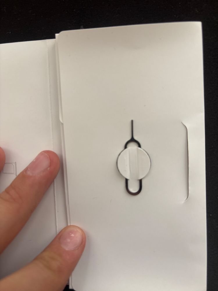 Vând iPhone 4s pentru colecținari 16gb