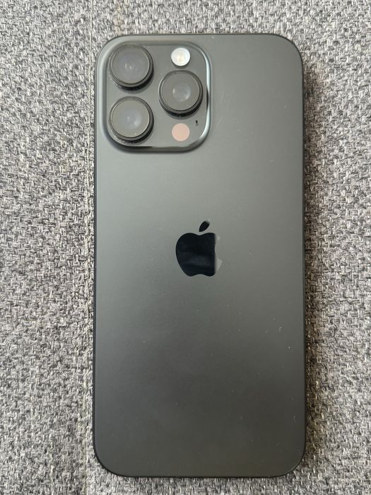 iPhone 16 Pro Max pentru piese