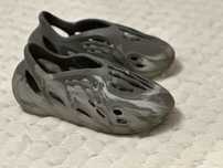 Adidas Yeezy Foam Runner Granite, baieti, marimea 42