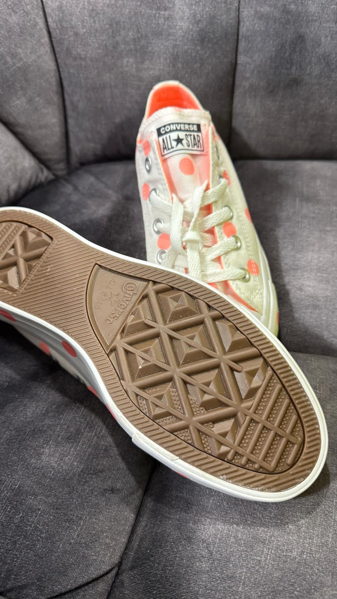 CONVERSE CHUCK TAYLOR ALL STAR  /нови и оригинални / на точки