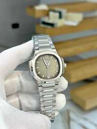 Patek Philippe Nautilus Lady