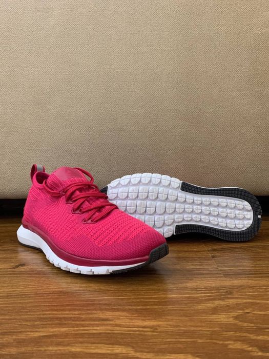 Reebok женские кроссовки