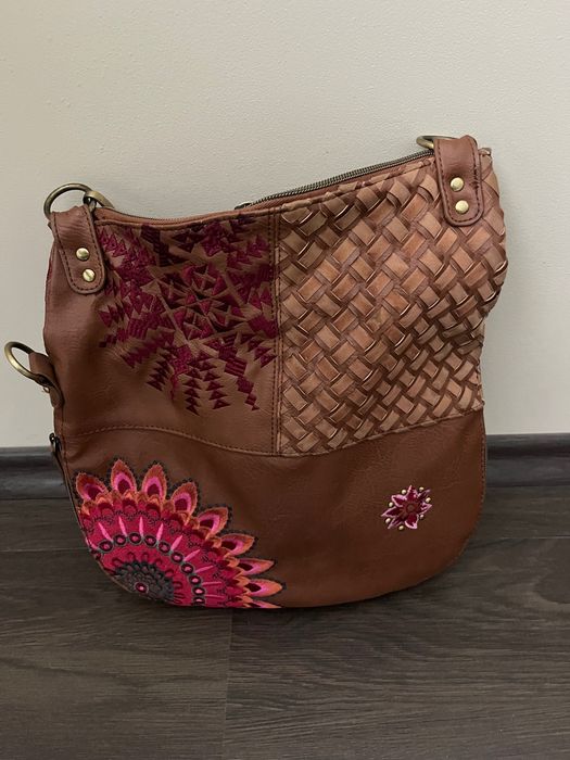 Desigual дамска чанта