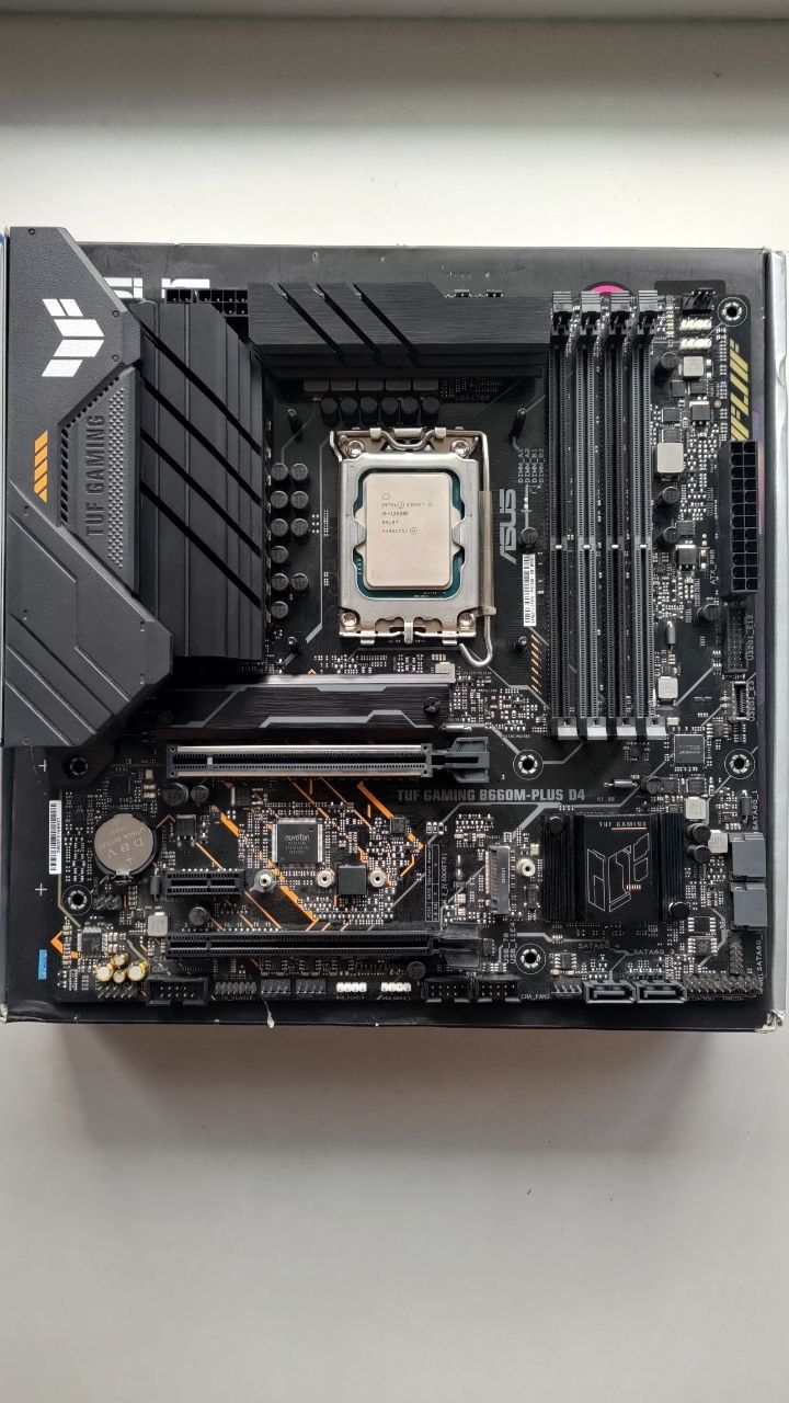 Компютър ASUS TUF GAMING B660M-PLUS D4, Intel Core i5-12600K,охладител