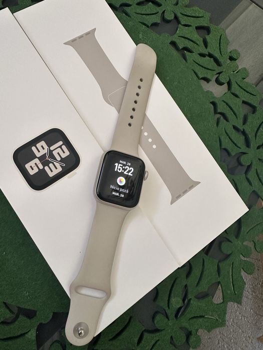 Apple Watch SE, Starlight 40mm