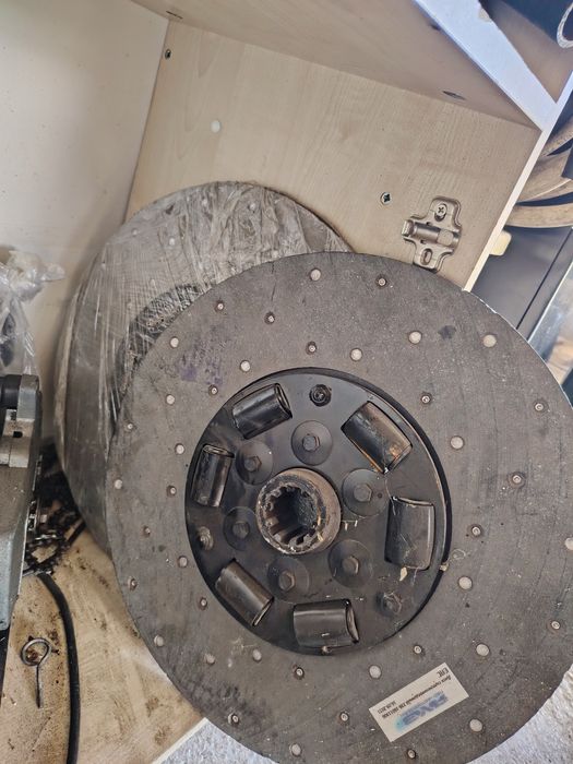 Диск ведомый ямз продаётся