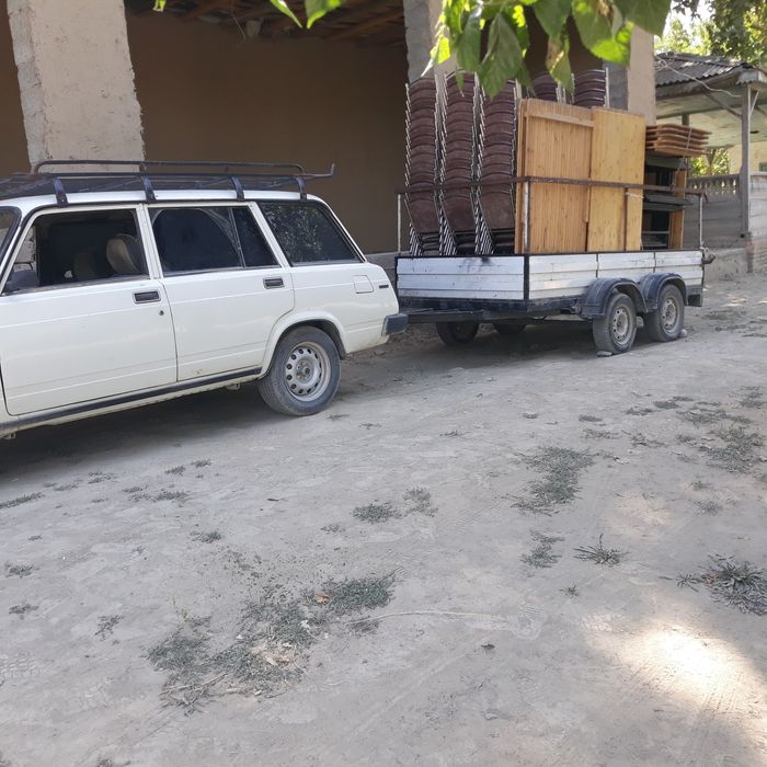 Vaz 2104 sotiladi