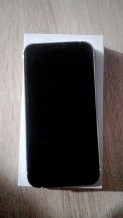 Iphone xr 16 pro korpus telefon sotiladi,Radnoy 95yomkis,256xotira