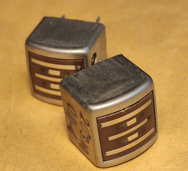 Cap magnetofon compatibil Majak, Kasthan, 100 ohm, nou (NOS).