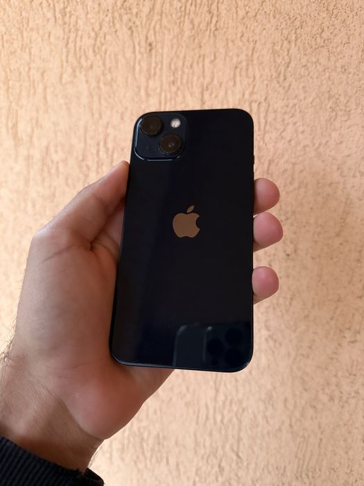 Vand iPhone 13 Midnight 87% bateria sau schimb
