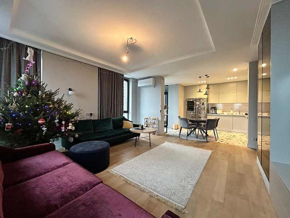 Дава се под наем Тристаен апартамент в София, Борово - 79 кв.м за 714 € - Снимка #1