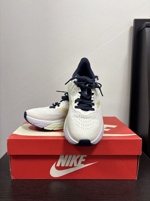 Hoka Arahi 5  (39 1/3) papuci alergare