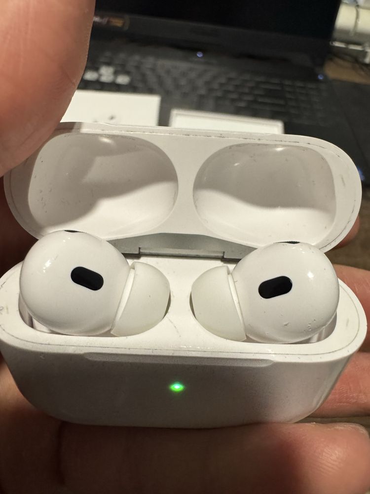 Air pods pro 2.