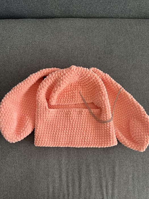 Продам шапку с ушками