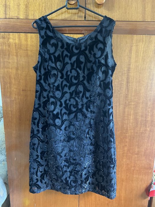 Rochie neagra de ocazie